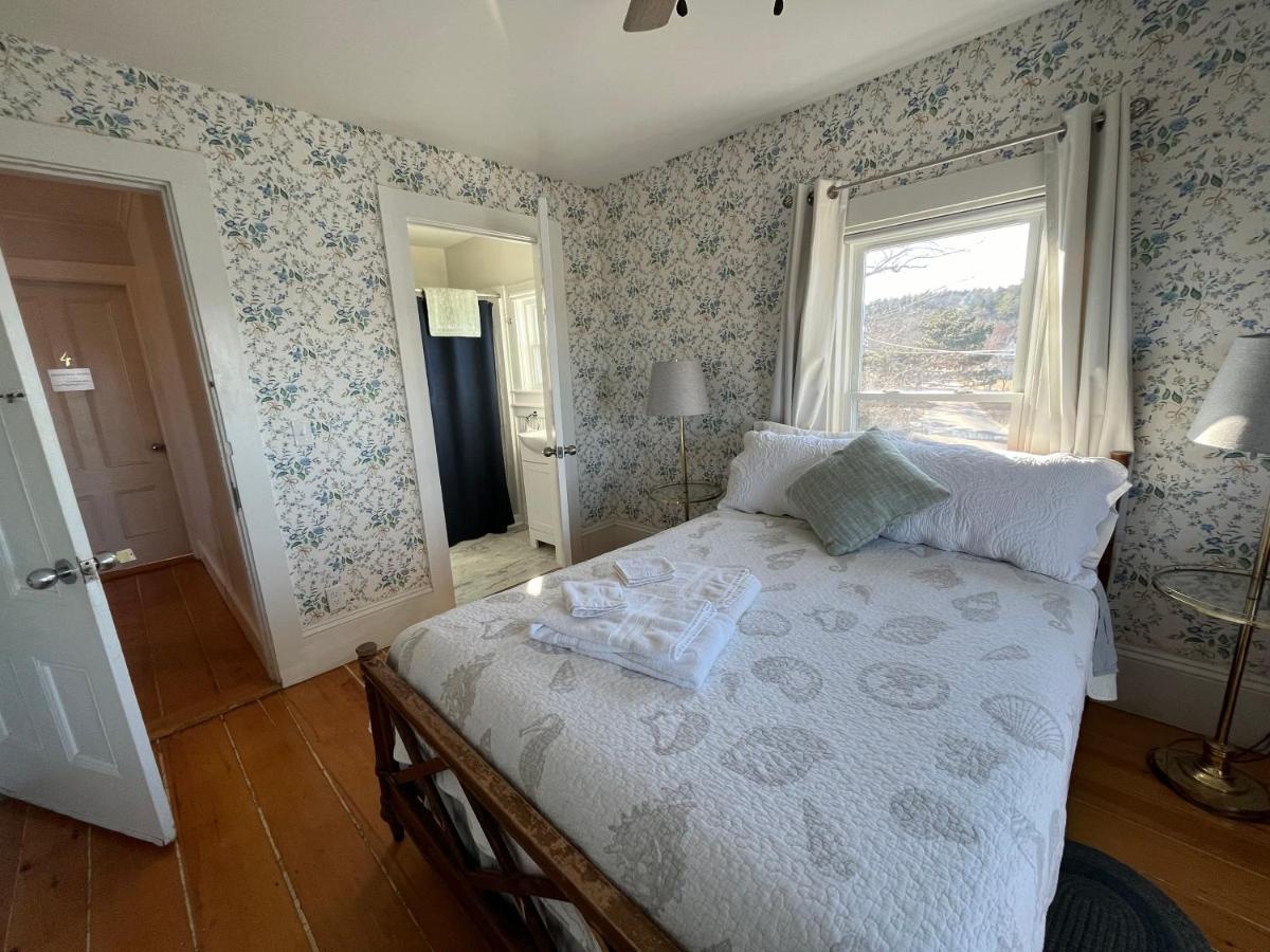 Deluxe Double Room with Sea View