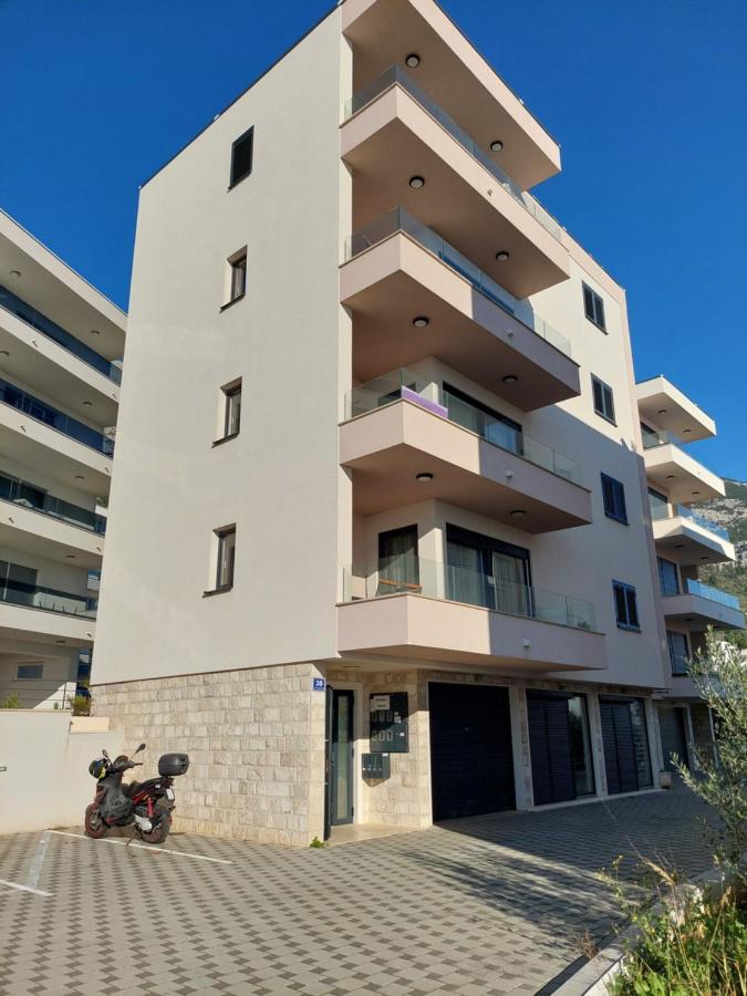 Apartment Amari Seaview - Ferienwohnung