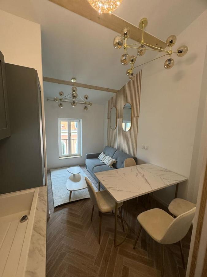 MOON - 47 - B&B Nizza