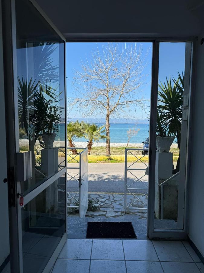 Kamari Apartments seafront - Ferienwohnung