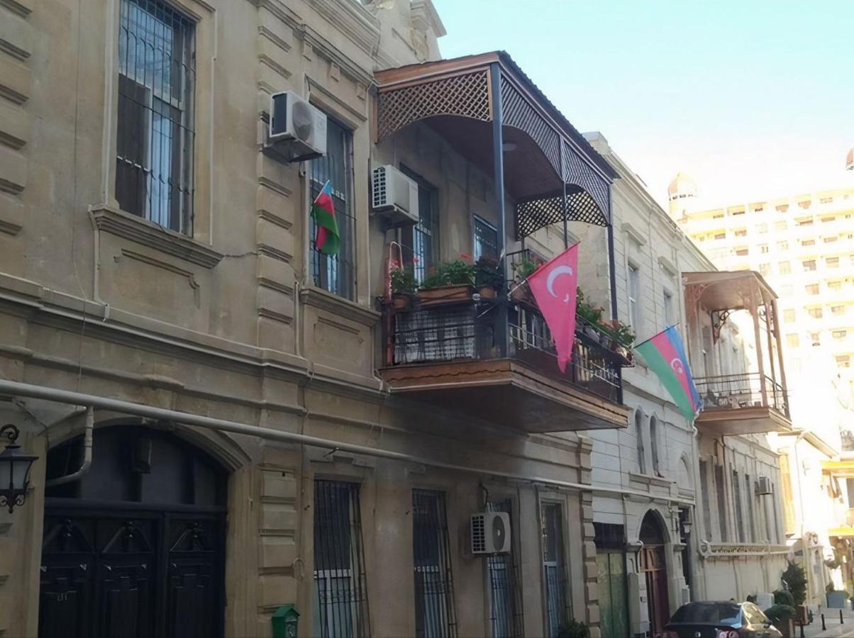 Nizami Street Apartment 2 bedroom - B&B
