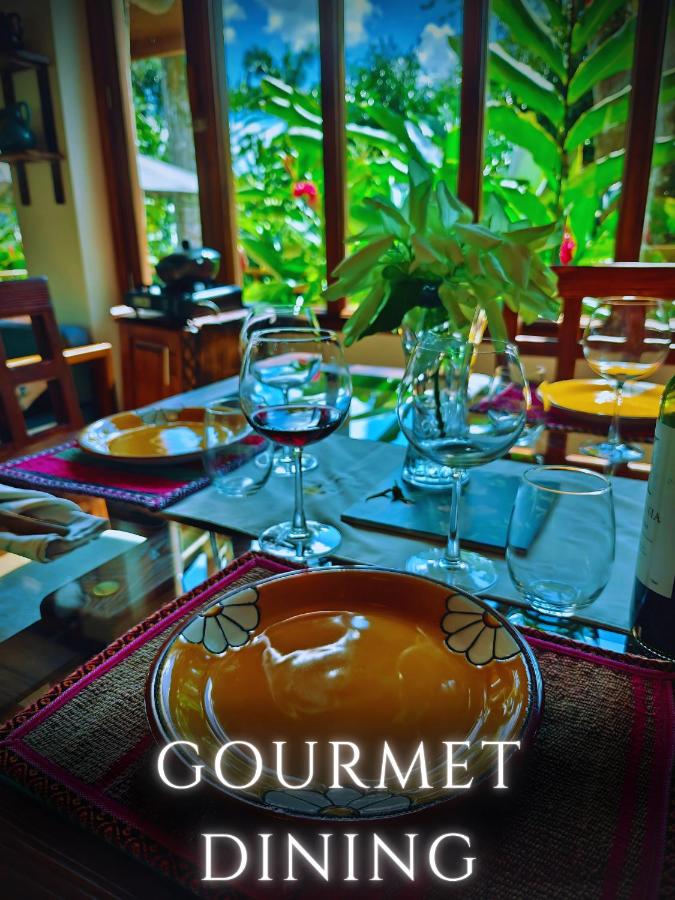 The River House - Upscale Lodge - Ferienwohnung Puerto Quito