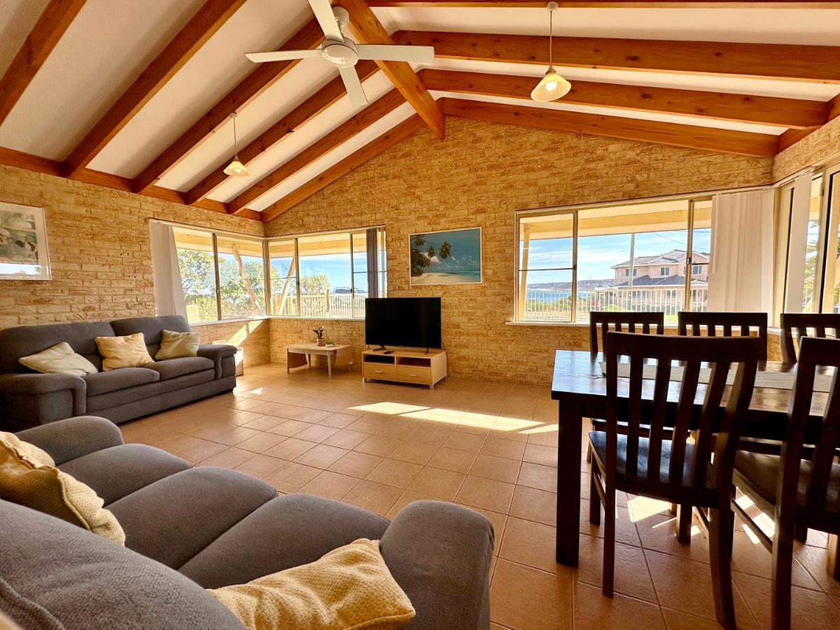 Cliffs Unit 1 - KalbarriWA - B&B