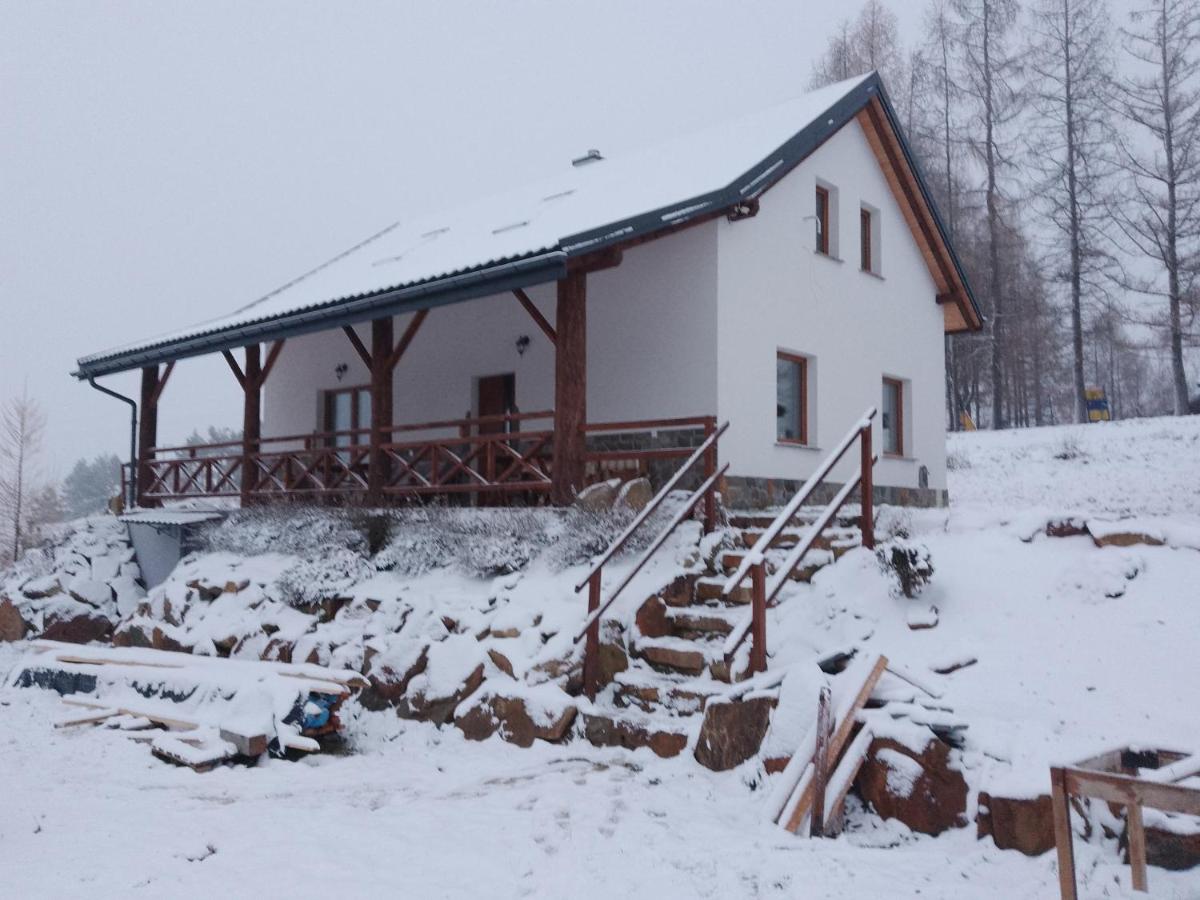 Aroniowe Wzgórze - B&B