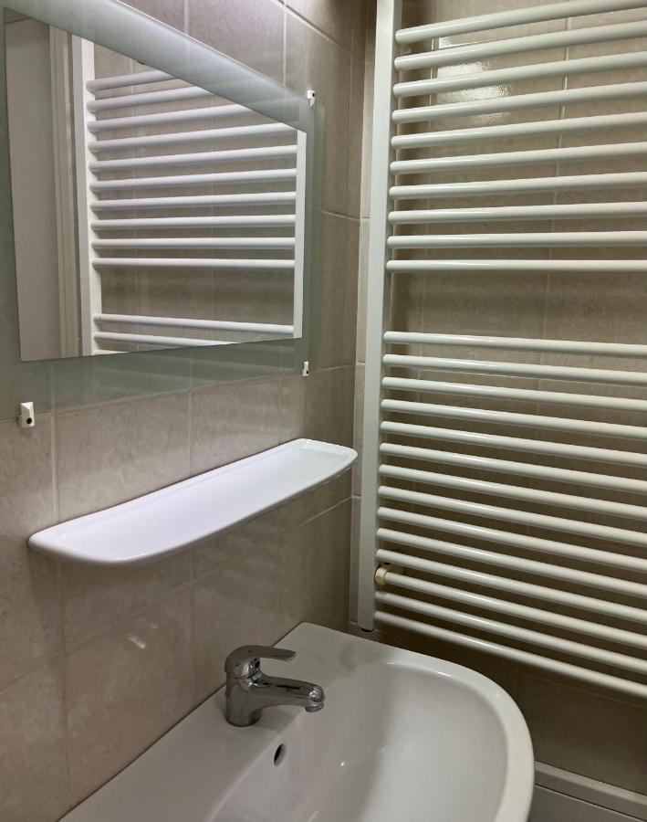 Aura Apartman - B&B