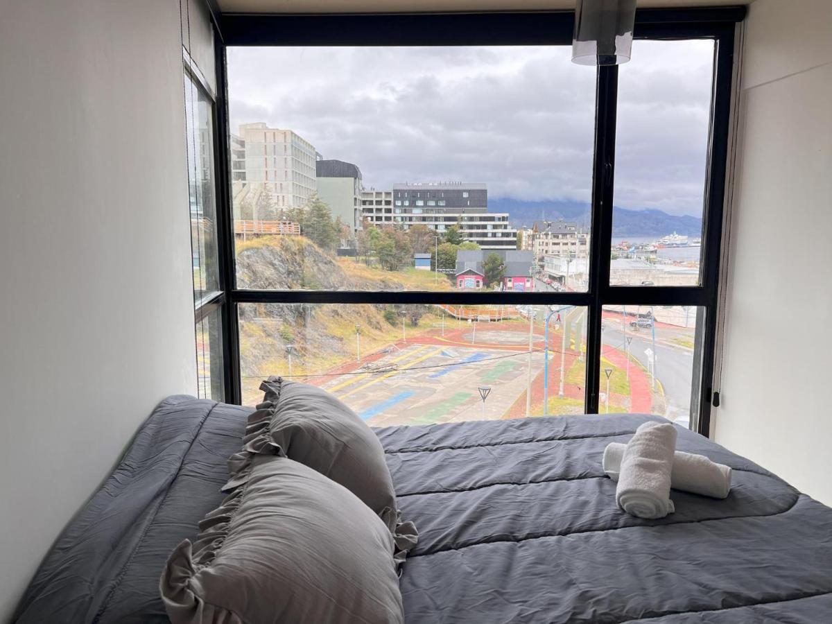 Two-Bedroom Deluxe Apartment with Balcony