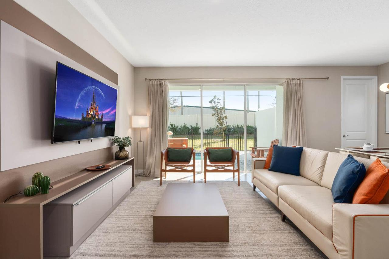 SUPER CLOSE -DISNEY's PARKs THEME ROOMs & POOL - Ferienwohnung