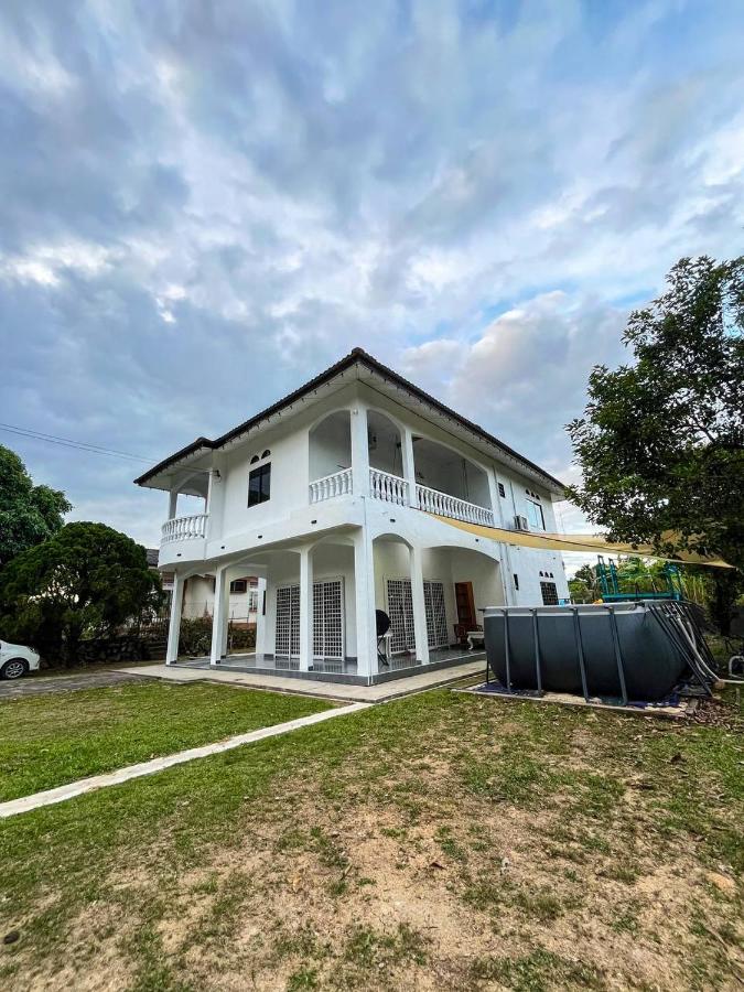 Wafa Homestay Kluang - B&B Kluang