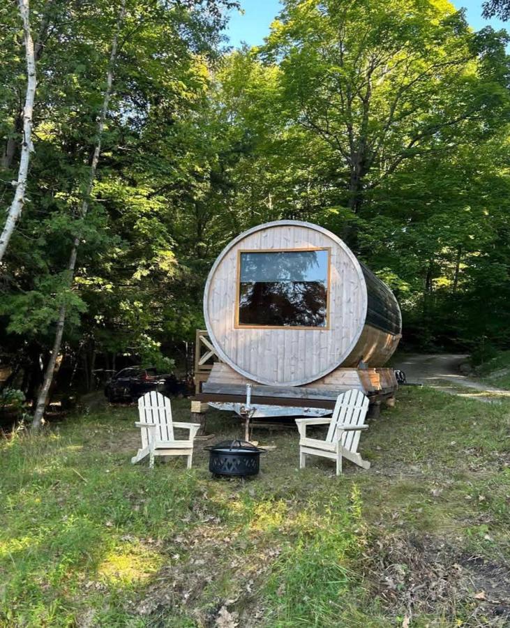 Lakefront Barrel in Parry Sound #16 - B&B