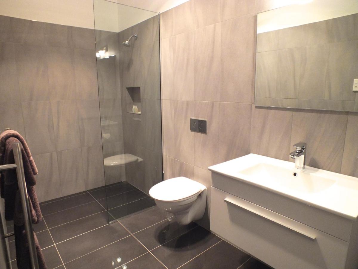 Deluxe Double Room with Shower