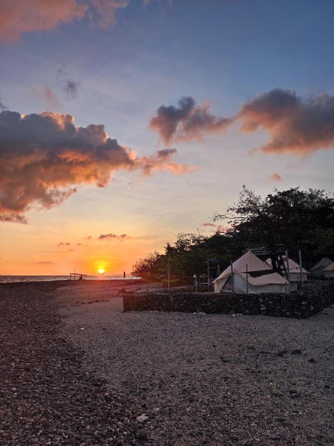 KAWAI Beach Camp - Bed and Breakfast
