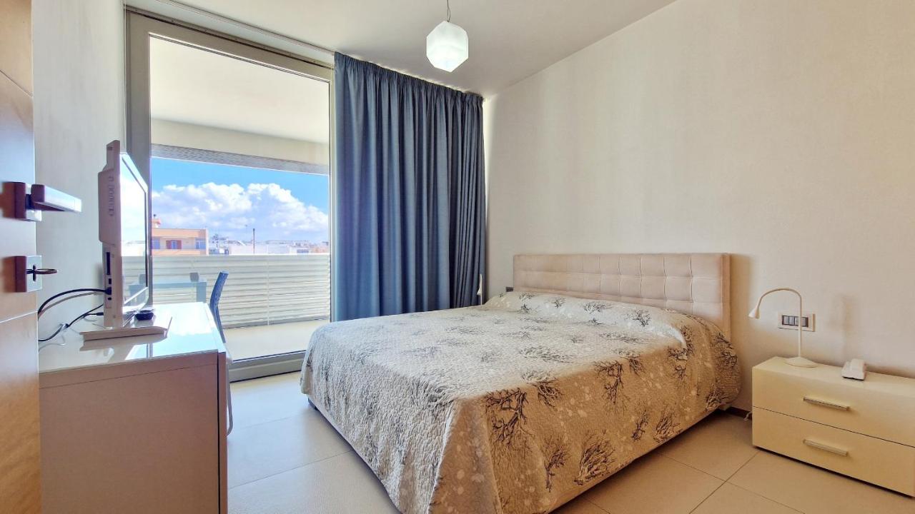 Deluxe Suite with Sea View
