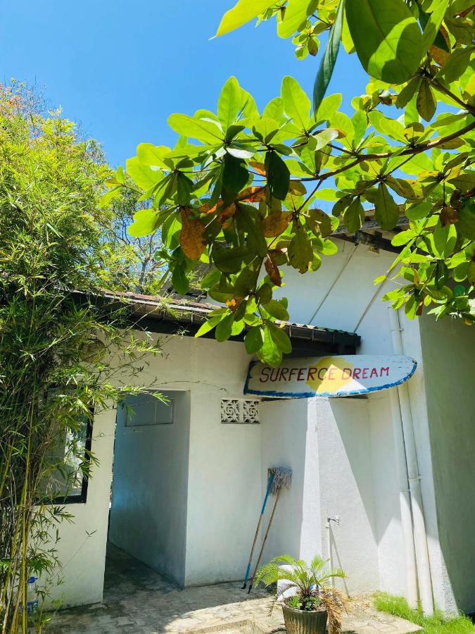 Surferce dream guest house - Bed and Breakfast Ahangama