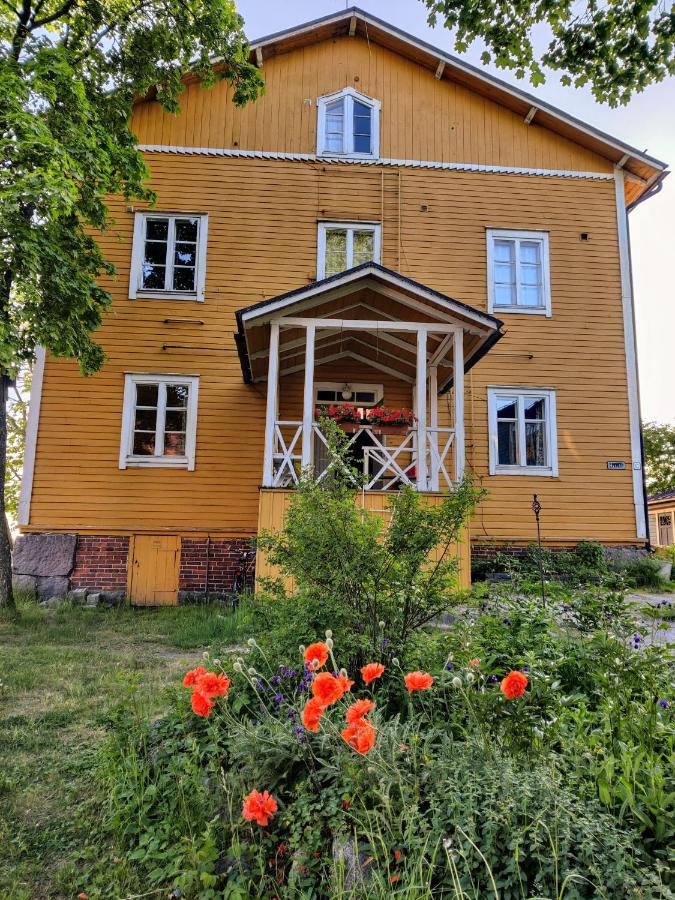 Kulttuurimiljöö järven rannassa - Chambres d’hôtes Turku