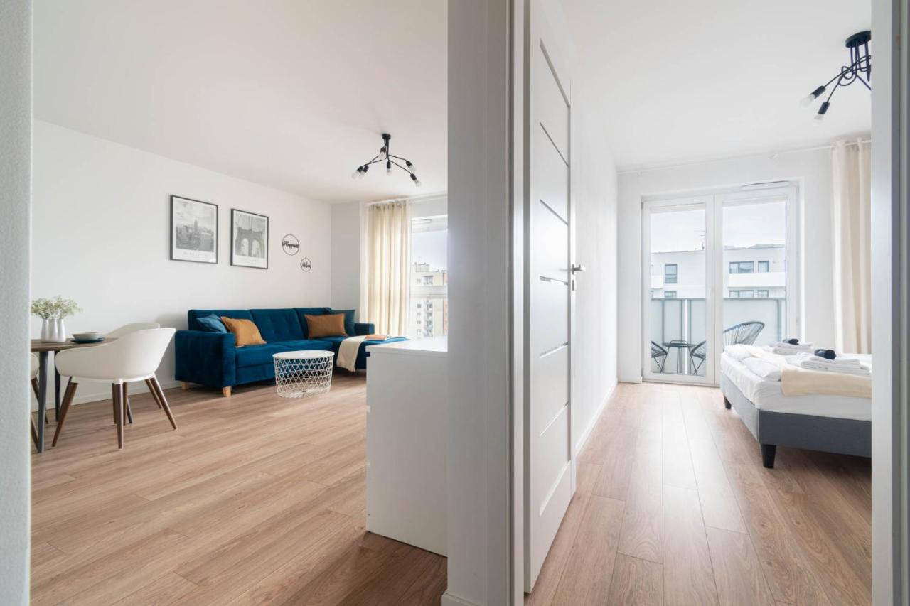 Kato Apartment 3 Stawy - FREE PARKING - Self check-in - B&B
