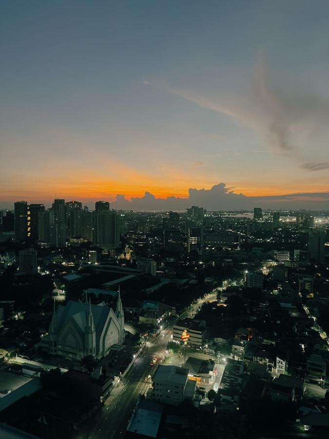 Skyline Gem - B&B