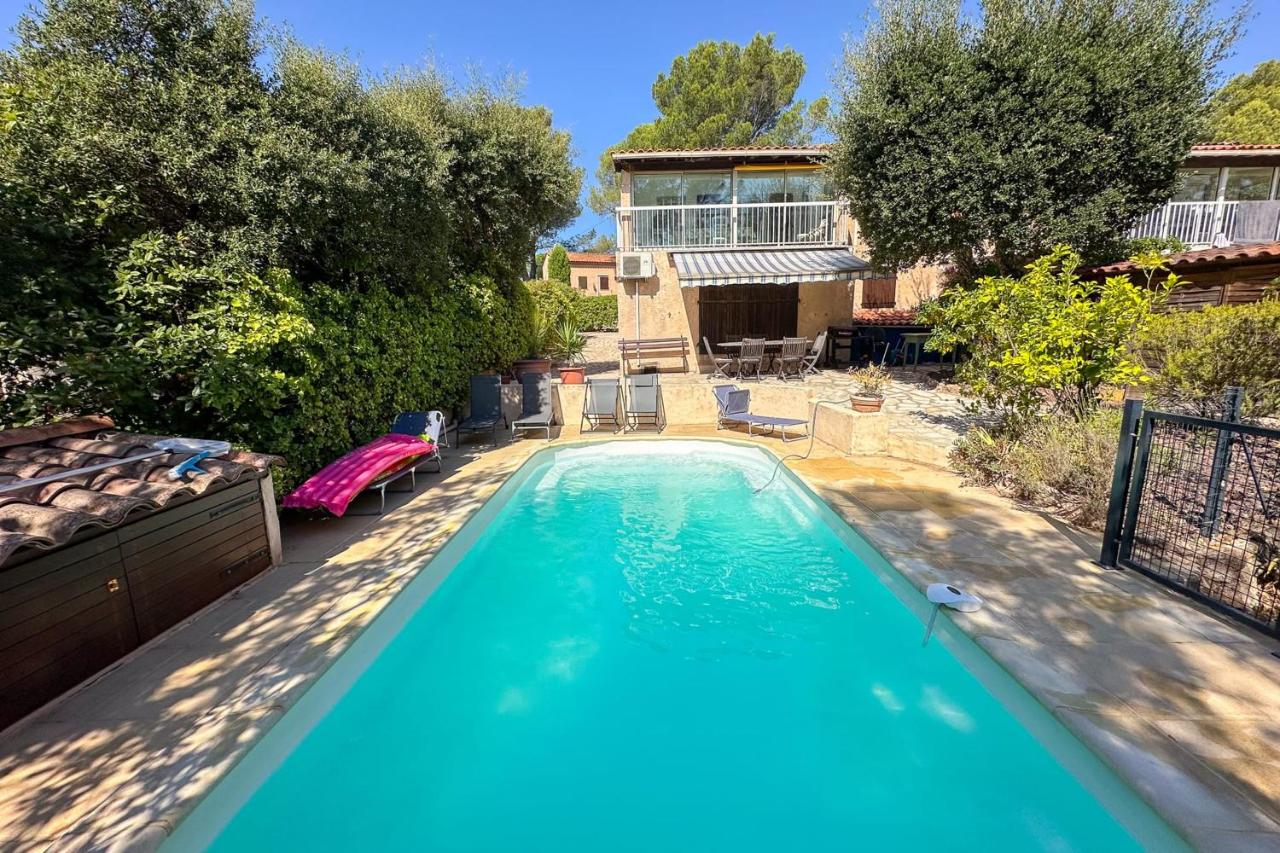 Villa 7 guests at 10 min from the beach - Fréjus - B&B