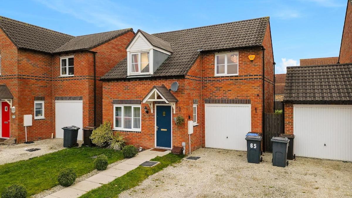 Spacious 2 bedroom house in Sheffield - Bed and Breakfast