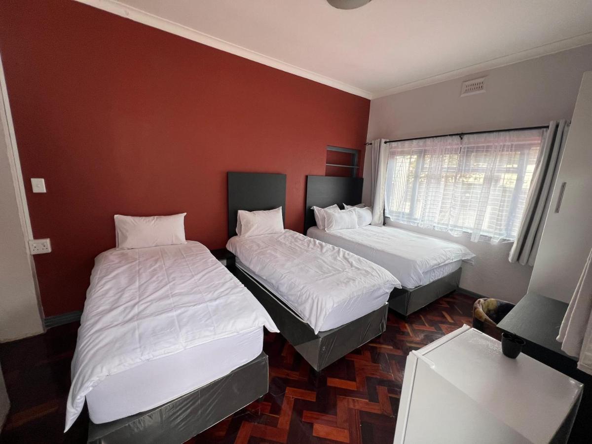Deluxe Family Suite