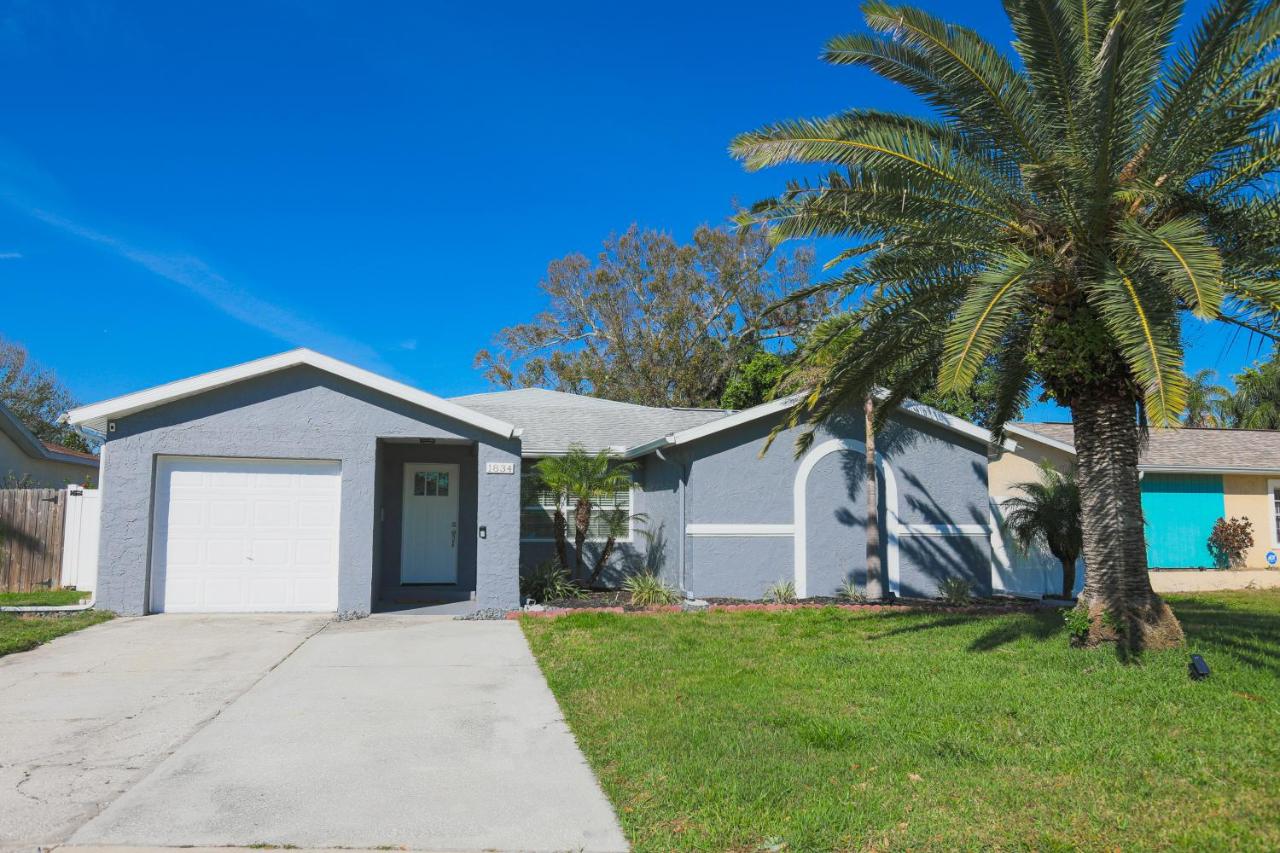 Pool, Playset, 15 min to Pier 60 at Cove Cay Oasis - Ferienwohnung Clearwater
