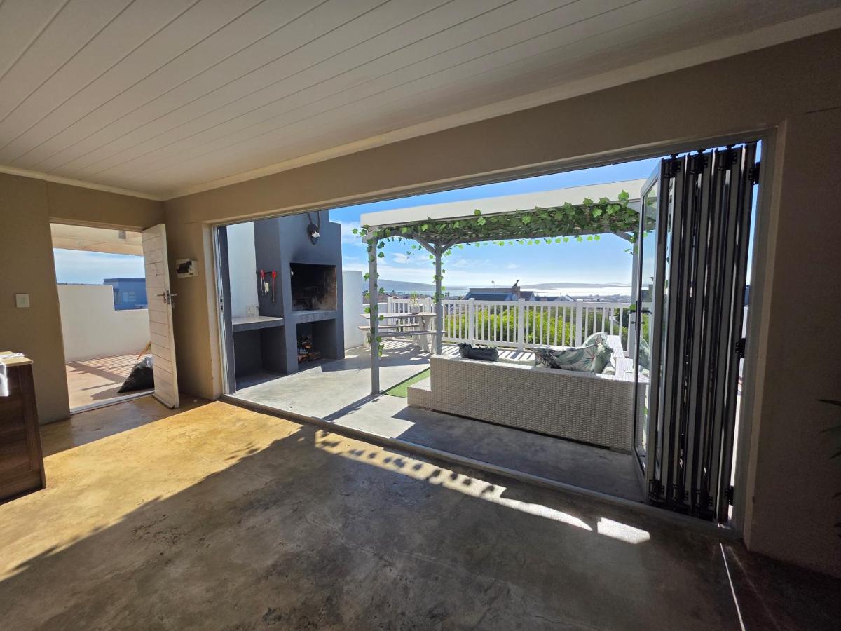 Leisure Lagoon View Langebaan - B&B Langebaan