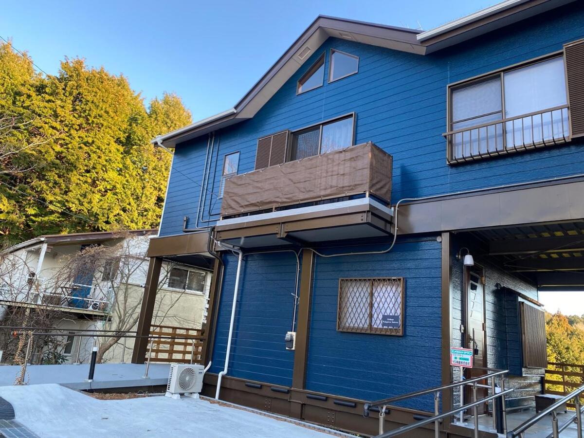 富士山を背景に豊かな自然やバーベキューが魅力のコテージ Sakura - B&B