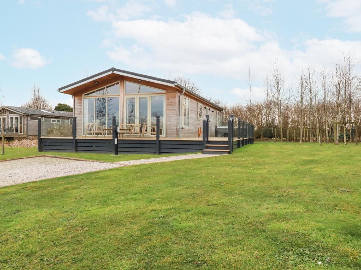 6 Meadow Retreat - Ferienwohnung