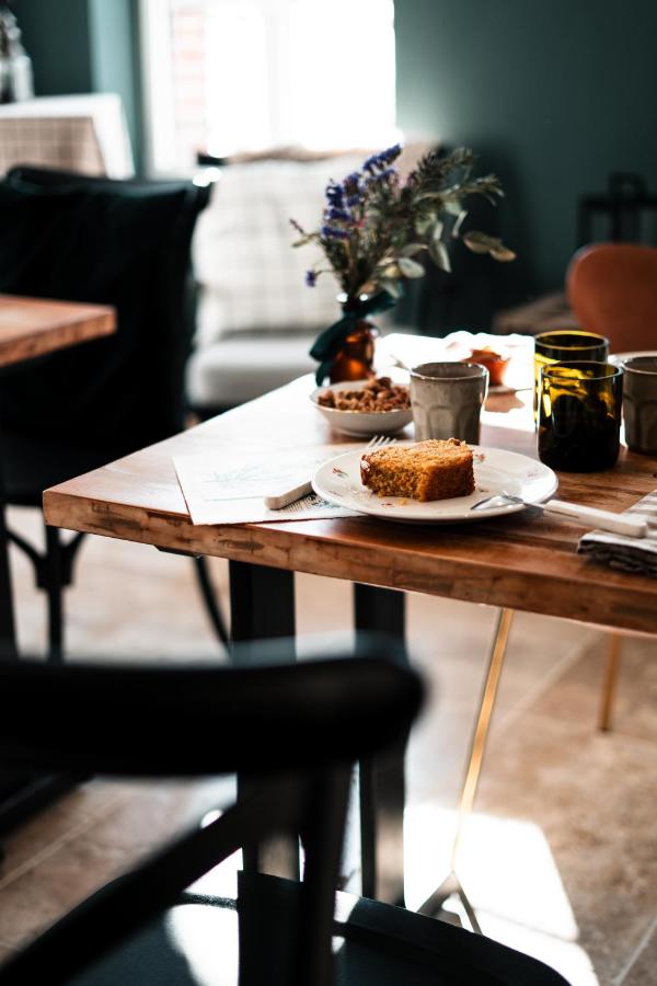LA CABANE AFFRANCHIE - B&B Moussy
