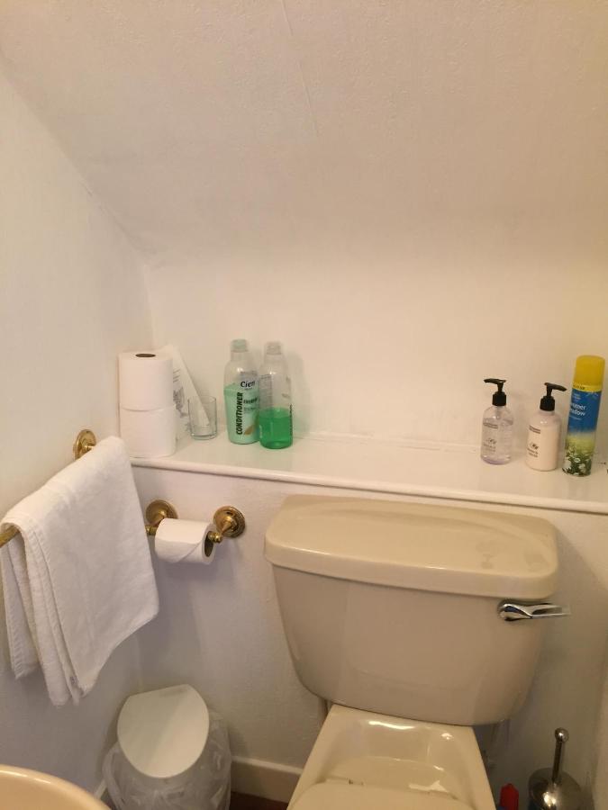 Habitación Familiar con baño privado