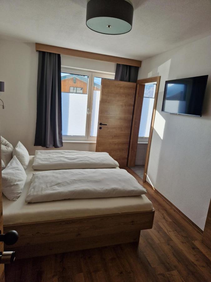 Double Room with Private External Bathroom