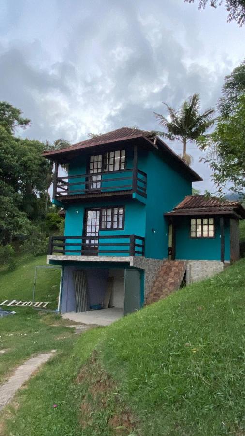 chalé céu e serra reserve e relaxe em família ou casal - B&B