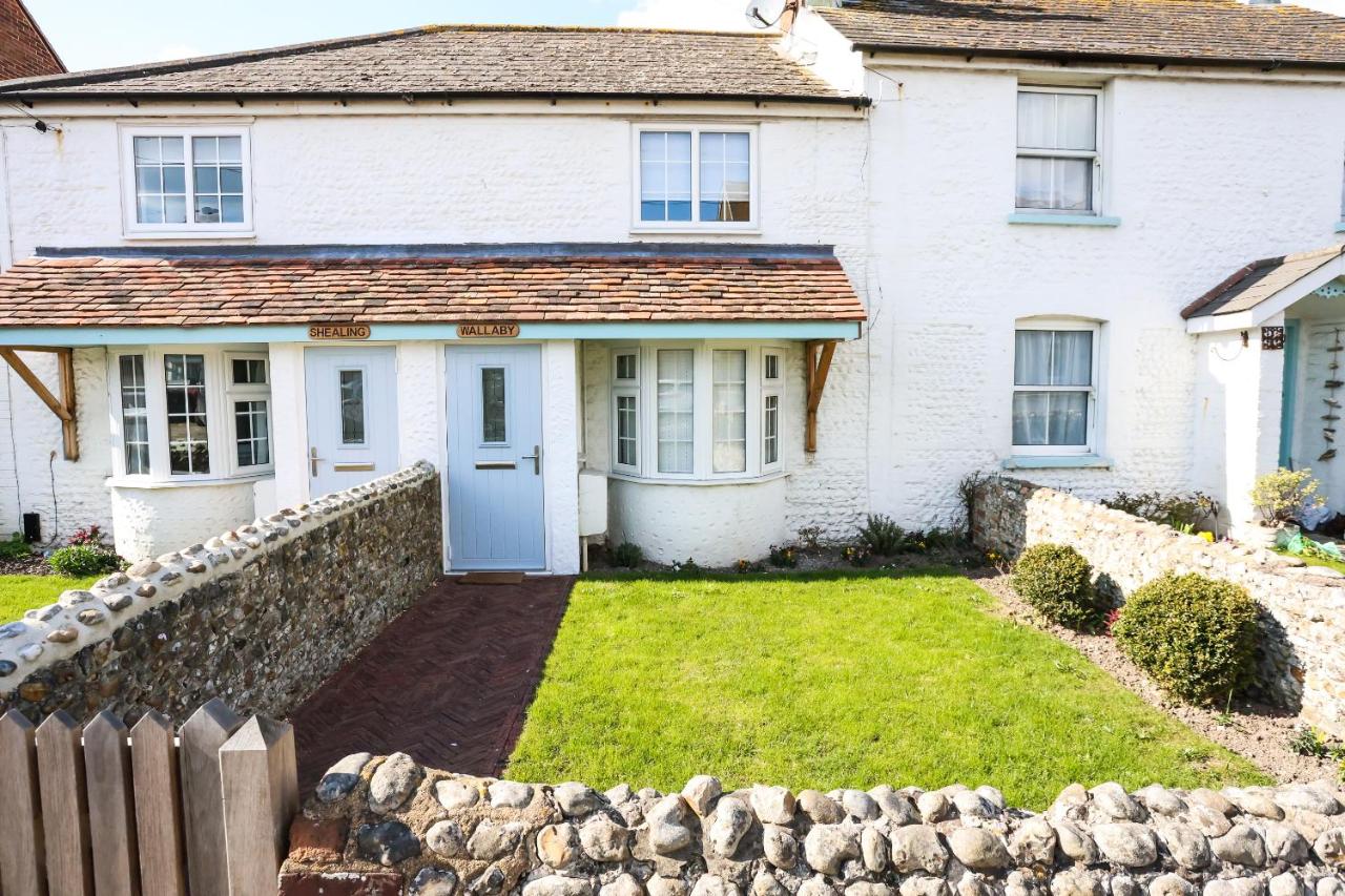 Wallaby - East Wittering Fisherman's Cottage - B&B East Wittering