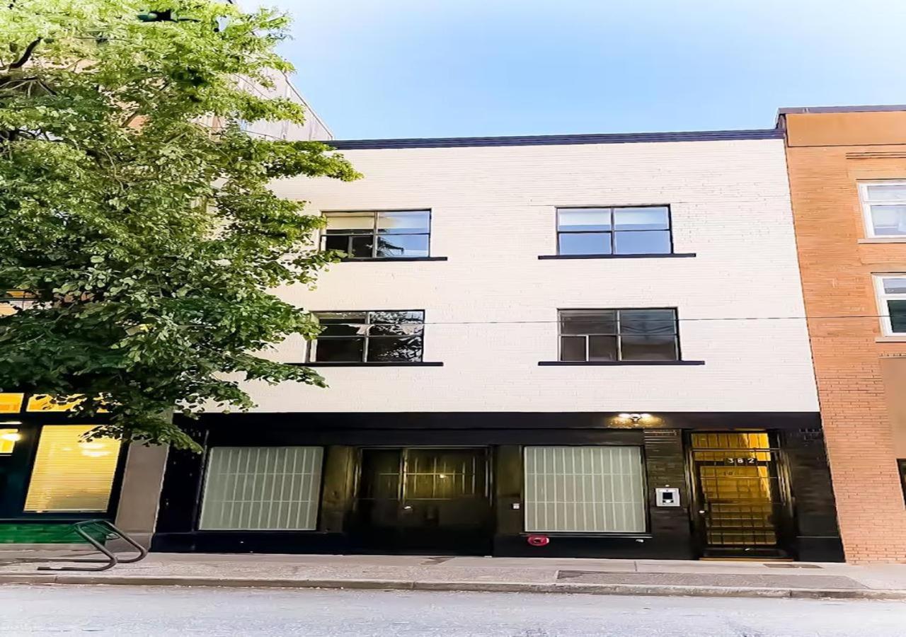 Newly Renovated 1 Bedroom Condo in Japantown! Near Gastown & Railtown! - B&B