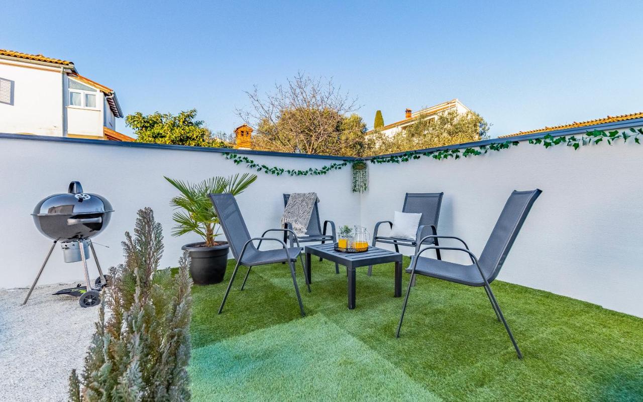 Villa Veluana apartment 3 with a balcony - Ferienwohnung Pula