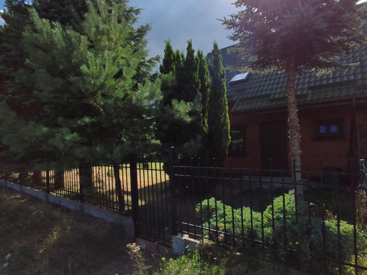 DOMEK na SKARPIE, JEZIORO i MORZE