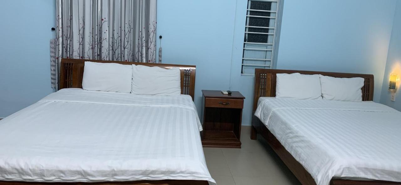 Dreibettzimmer mit eigenem Bad