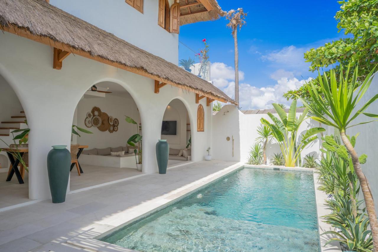 Villa Bohemian Seminyak - Bed and Breakfast Seminyak