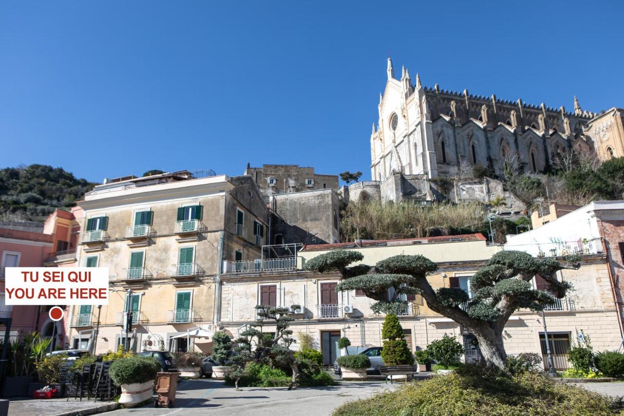 Dolce Vita - Fronte Mare - WIFI- Centralissimo ad un passo da Tutto - B&B Gaeta