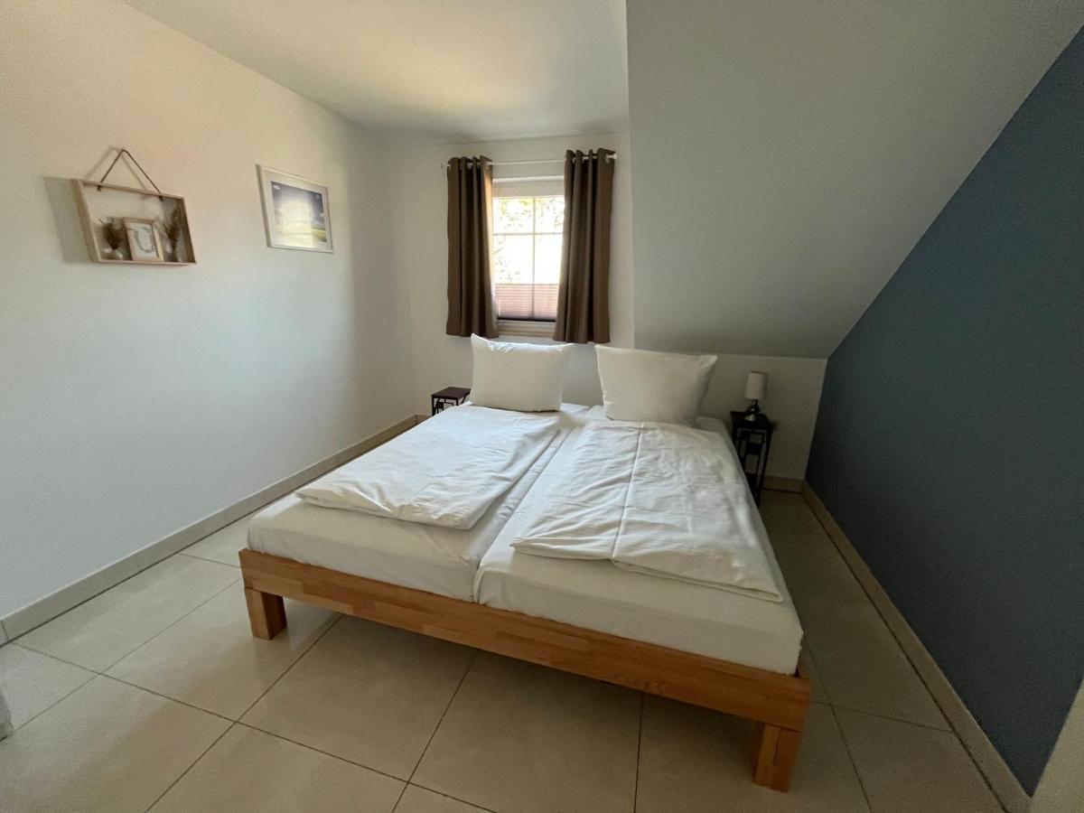 One-Bedroom Apartment with Balcony