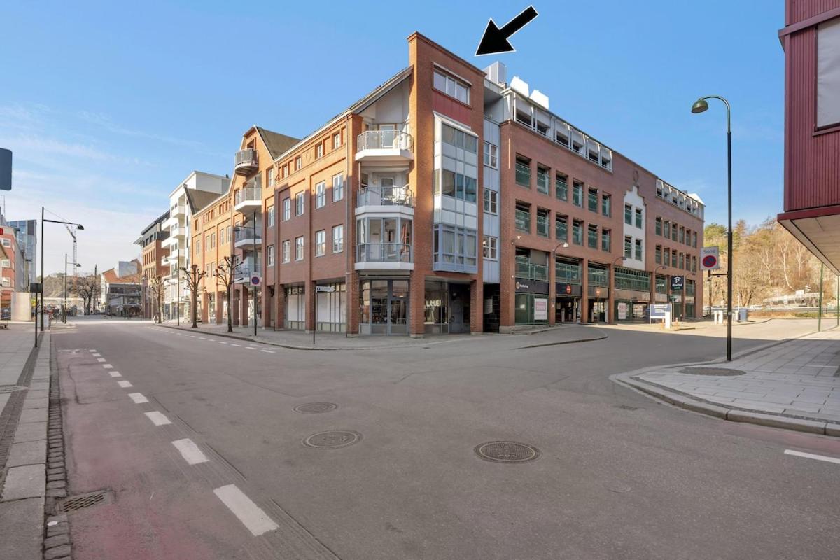 Rolig plassert i toppen av gågata Markens v Slottet - B&B