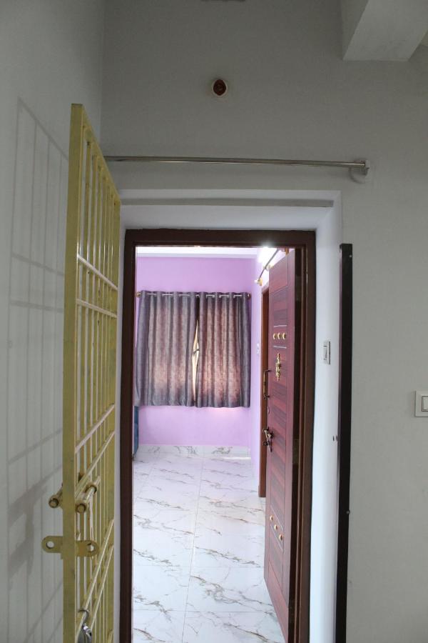 Fort Square Apartments - 201 - B&B