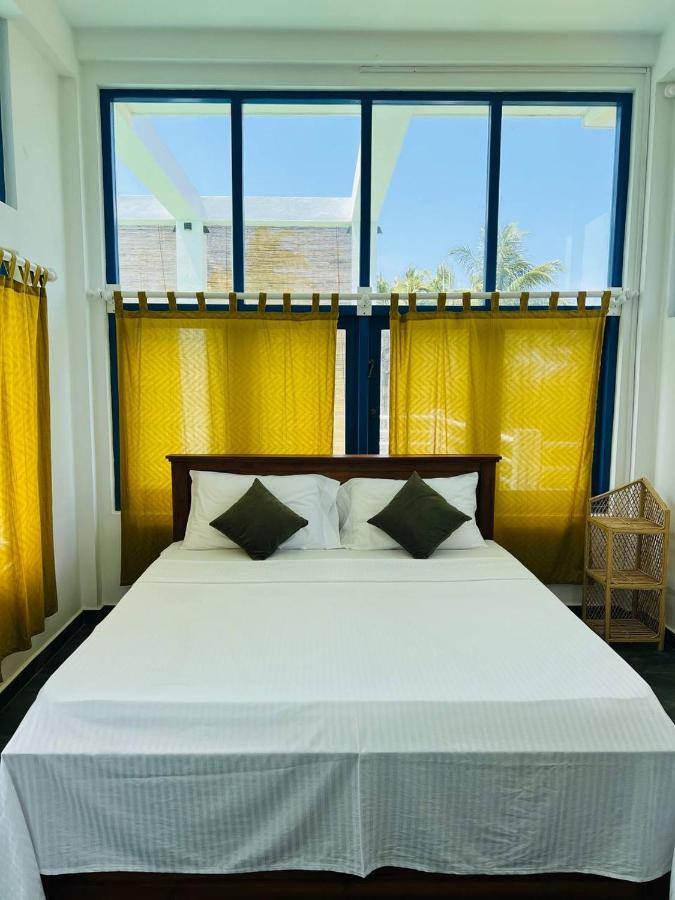 Deluxe Double Room with Balcony and Sea View