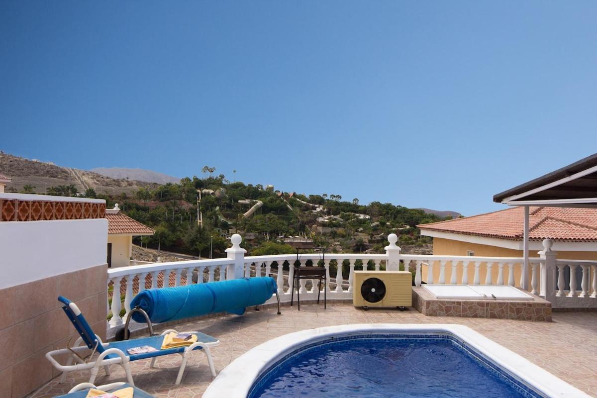 Villa Ana Lovely Central 2 Bedroom Villa - B&B Adeje