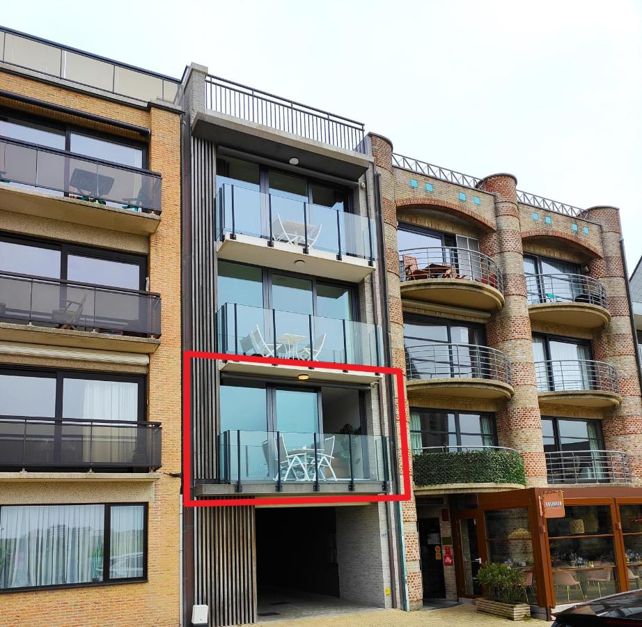 Modern luxury 1-bedroom apartment close to the beach and the sea T21 - Ferienwohnung Ostende