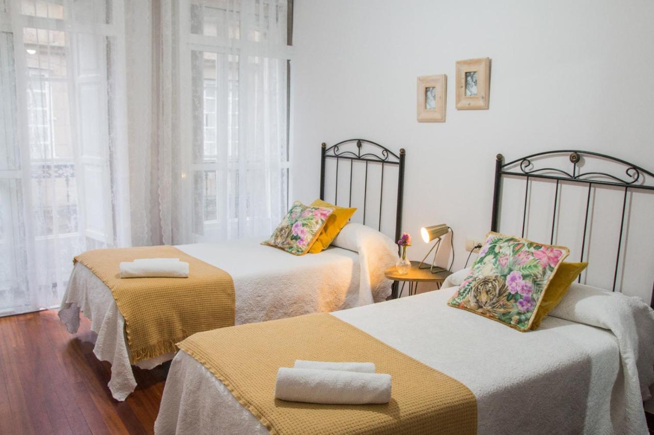 Twin Room with Shared Bathroom