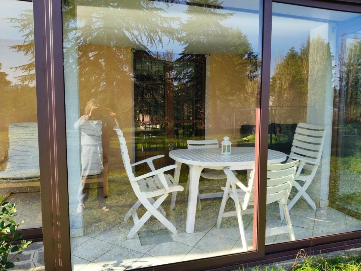 FamilyBO Apartments Villa Jacqueline - Chambres d’hôtes Borgonuovo