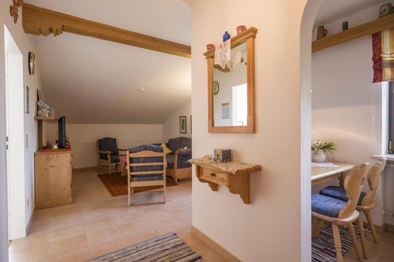 3 Sterne Komfortable Ferienwohnung mit einem Traum Blick zu den Bergen Sauna Spielzimmer Küche Garage 27 - B&B