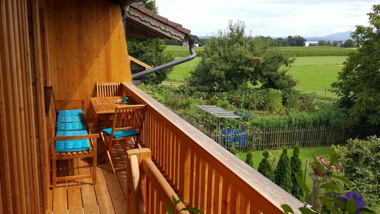 Ferienwohnung ChiemseeZeit :-) - Familie Lechermann - B&B Gstadt am Chiemsee