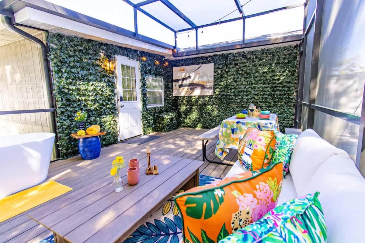 CozyHome BigGrdn RmWTub PetOkUCF - B&B