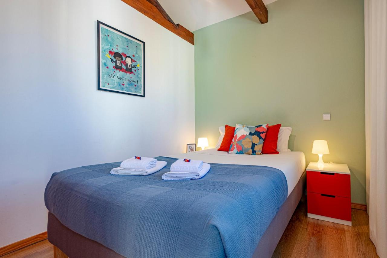 One-Bedroom Apartment with Terrace - Top Floor